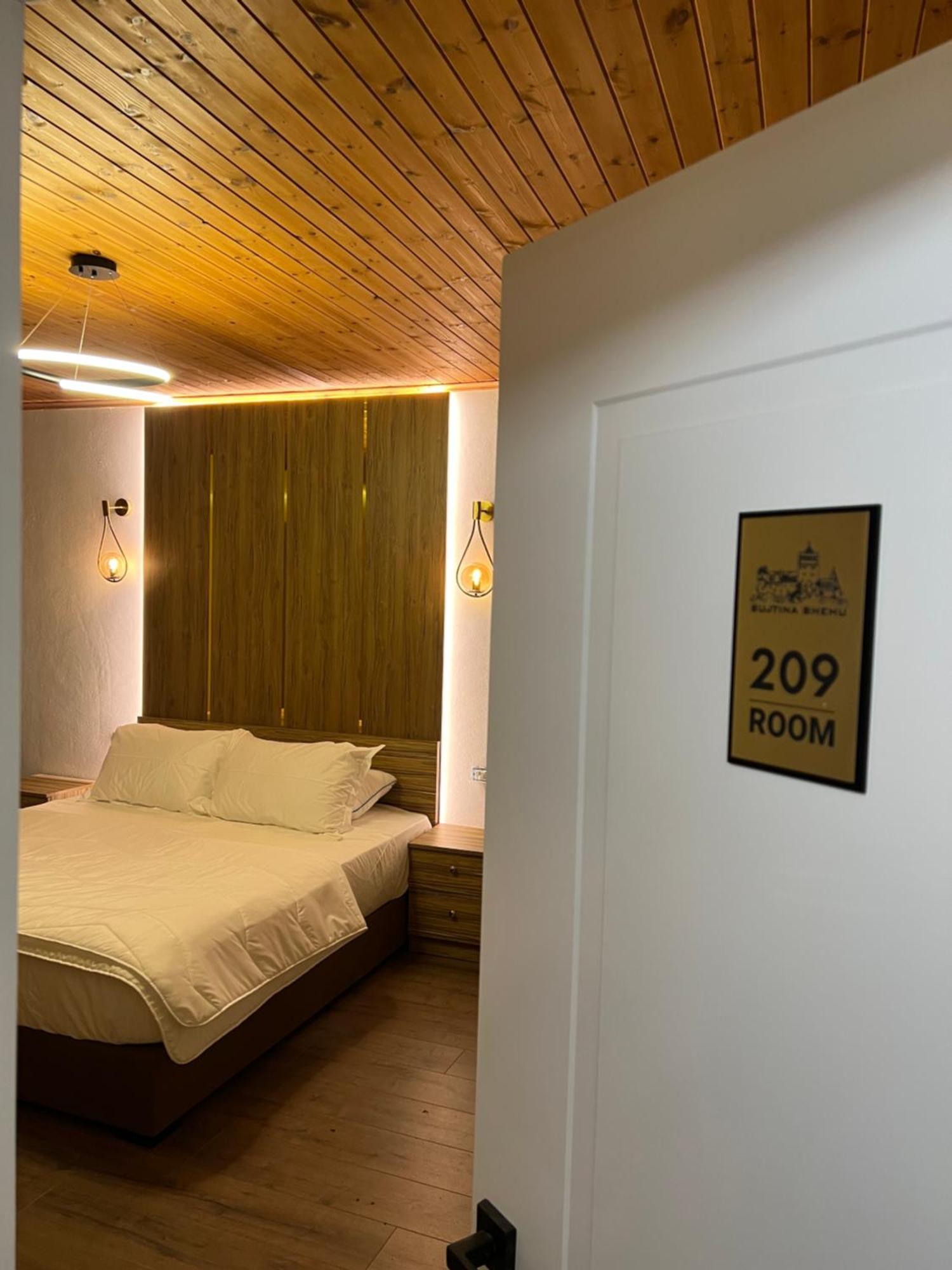 Bujtina Shehu Hotel Kukes Buitenkant foto